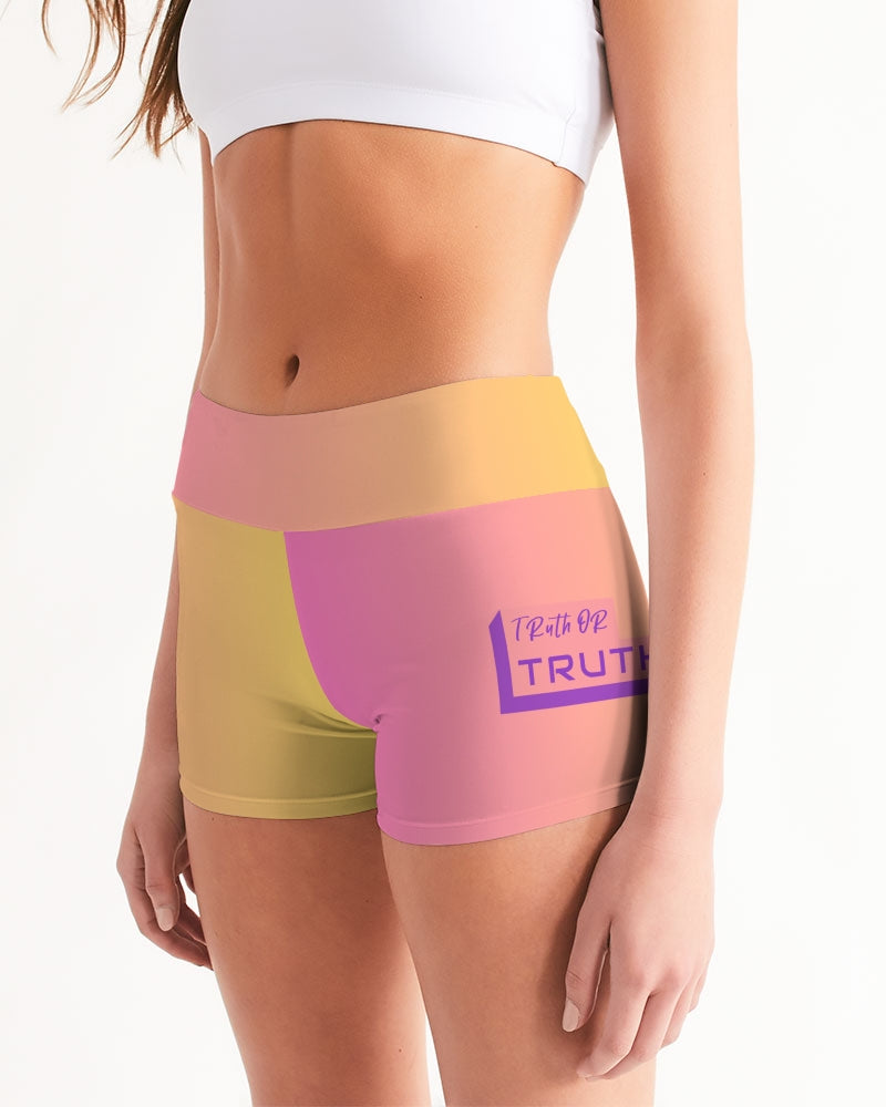Pink Gradient Women's Mid-Rise Yoga Shorts